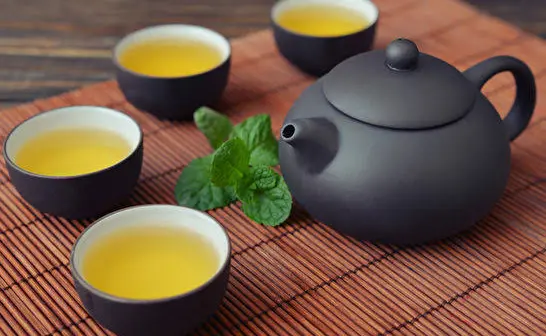 沪上都市圈上海生活服务美食游玩推荐：解锁魔都隐藏玩法，一口吃遍整条街😋